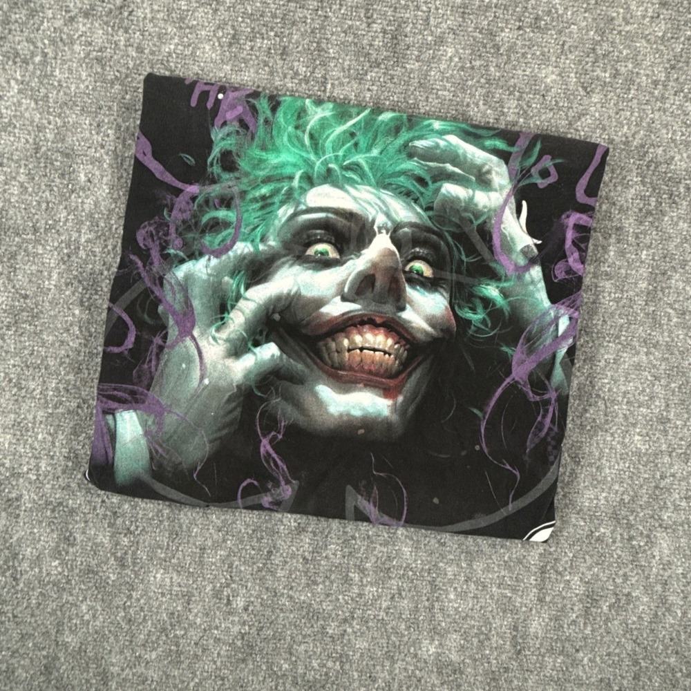 Civil Regime x Batman The Joker Graphic T-Shirt Mens Medium Black Distressed Tee